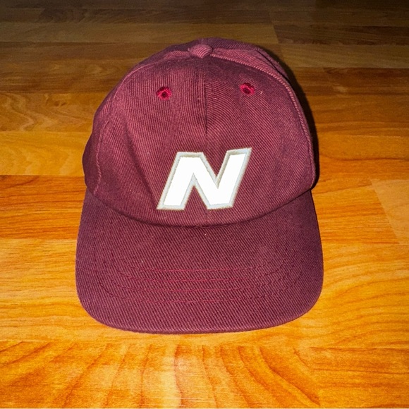 Vtg Toddler New Balance Burgundy Snapback Hat Adjustable Cap Embroidered Logo - Picture 1 of 7